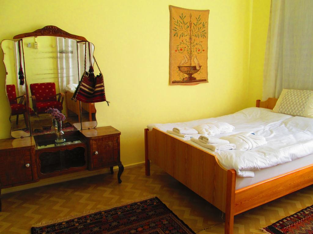 Istanbul Pension Ayvalı Habitación foto